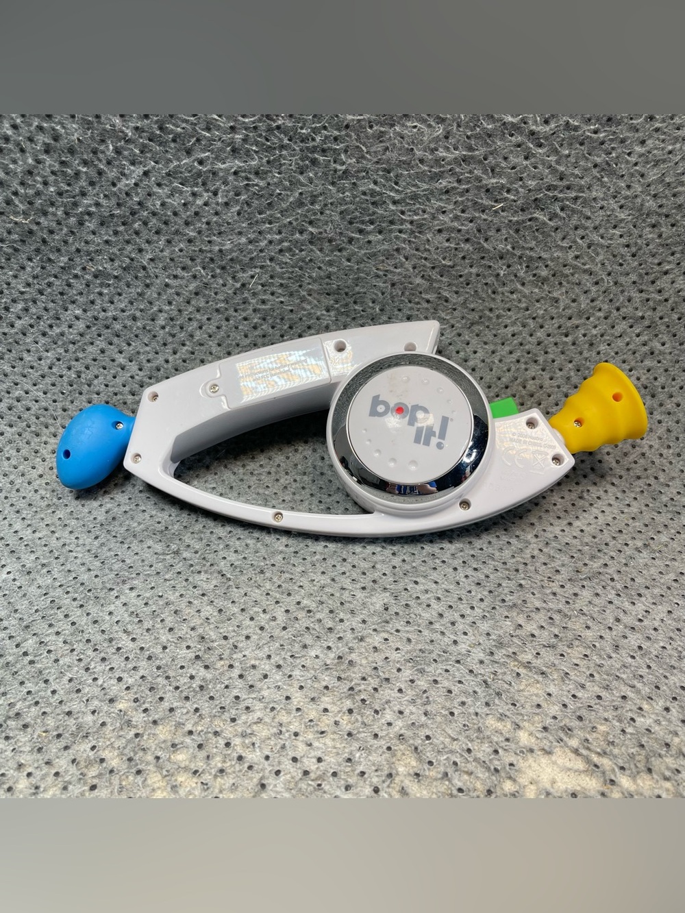 2008 Hasbro Bop It! Electronic Handheld
